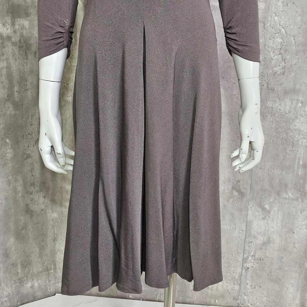 Vintage 40s Brown Rayon Crepe Scalloped Bodice Dress Metal Zipper M Noir Glam - Picture 4 of 11